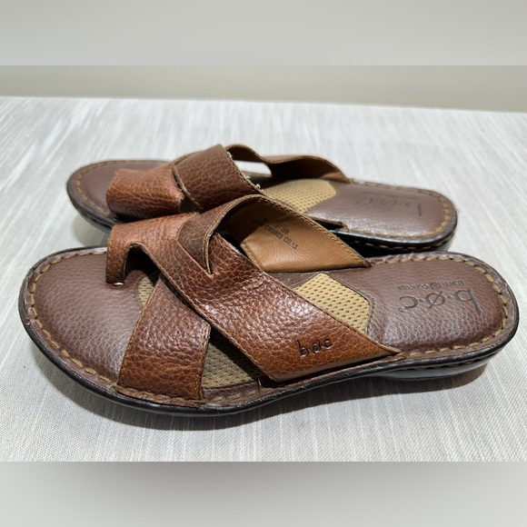 Born Thong Sandals, Women's size 8 - Picture 2 of 4